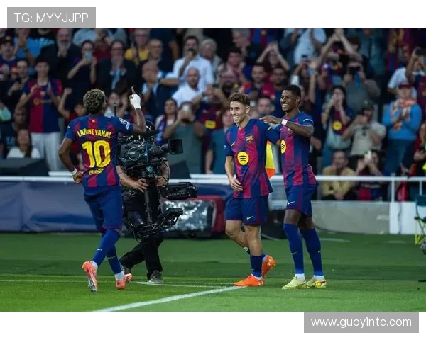 西甲主客场表现分析：主场优势明显，客队战绩分化加剧