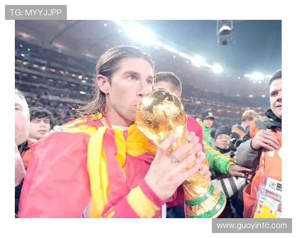 拉莫斯国家队荣誉：欧洲杯双冠主力解析