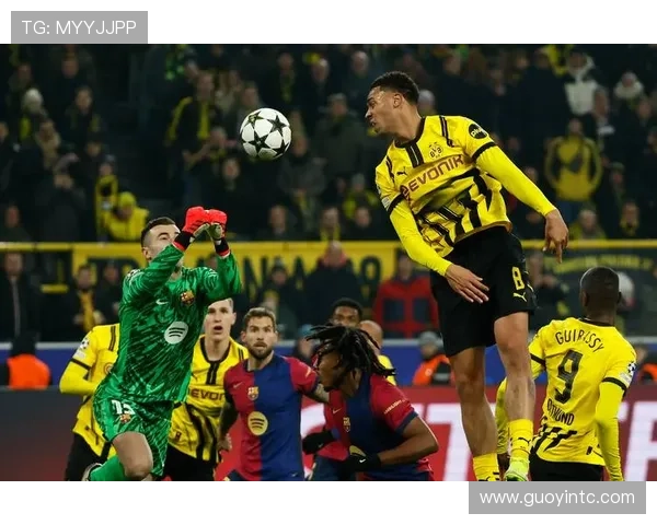 巴萨重返欧冠强队行列前景:成绩稳定性与竞争格局逐步反映其走势变化 巴萨重返欧冠强队行列前景:成绩稳定性与竞争格局逐步反映其走势变化