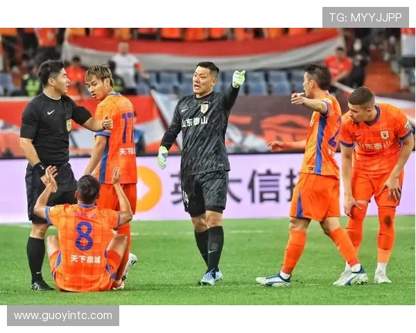 山东泰山经验老到，阵容老化问题逐步反映在比赛稳定性上