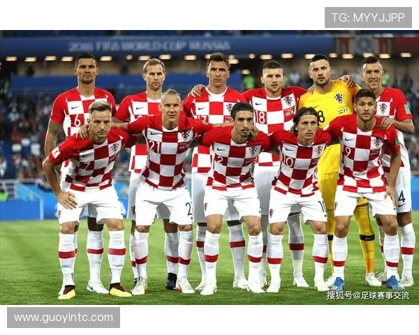 居莱尔 vs 哈维·西蒙斯:新星进攻效率与战术适配差异 居莱尔 vs 哈维·西蒙斯:新星进攻效率与战术适配差异